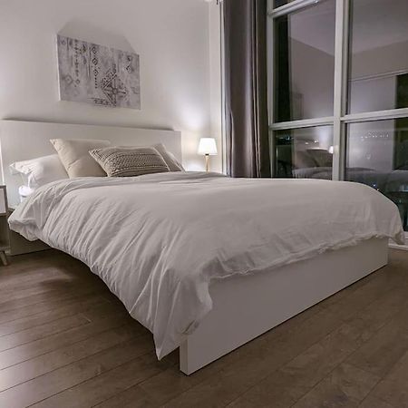 Lovely 2 Bed Condo In Downtown Toronto Eksteriør billede