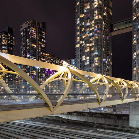 Lovely 2 Bed Condo In Downtown Toronto Eksteriør billede
