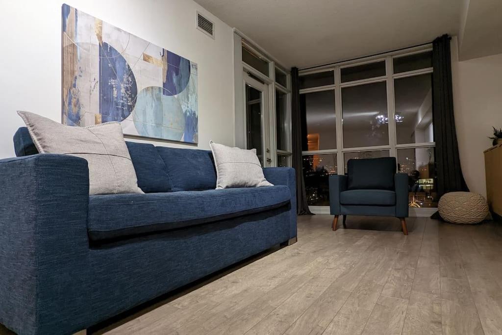 Lovely 2 Bed Condo In Downtown Toronto Eksteriør billede